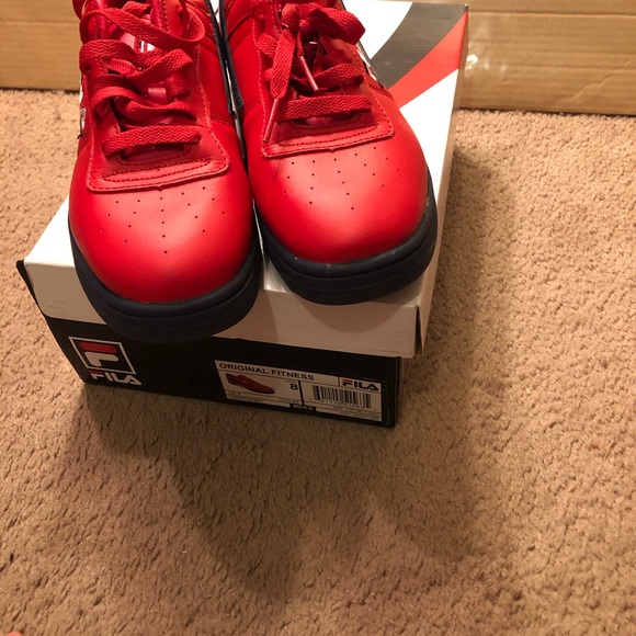 Shoes - Picture 4 of 6